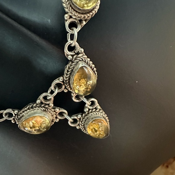 Vintage Baltic Amber and Sterling Silver V Shaped Link Necklace. Marked … - Picture 4 of 9